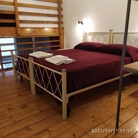 Il Castello Apartment Неаполь Экстерьер фото